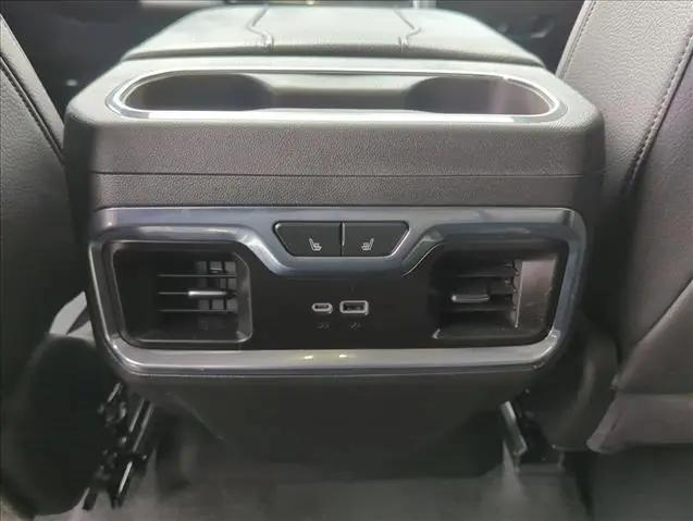 2025 GMC Sierra 1500 4WD Crew Cab Short Box Denali