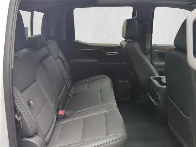 2025 GMC Sierra 1500 4WD Crew Cab Short Box Denali