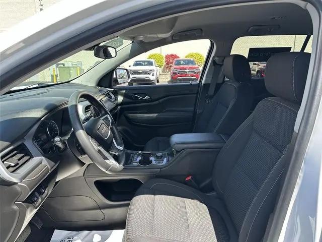 2023 GMC Acadia FWD SLE