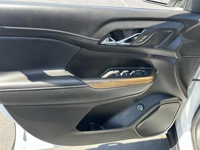 2023 GMC Acadia FWD SLE