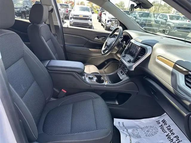 2023 GMC Acadia FWD SLE