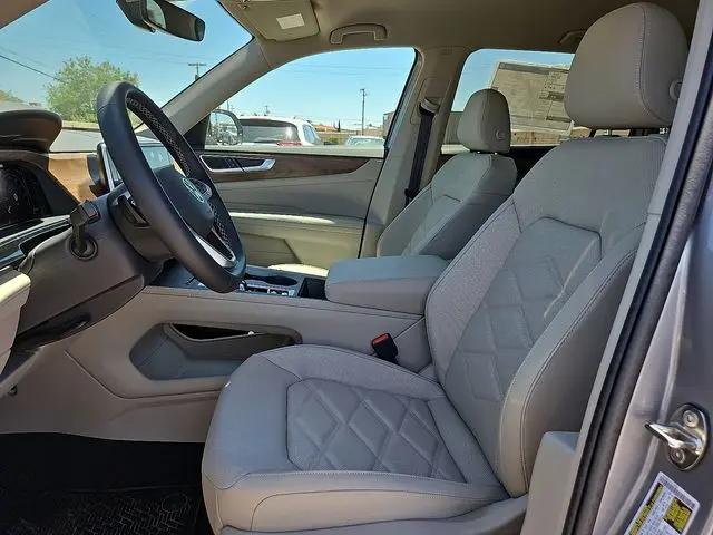 2026 Volkswagen Atlas SE