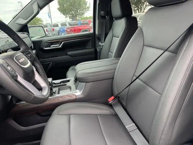 2026 GMC Sierra 1500 Crew Cab, Short Bed, SLT, 4WD