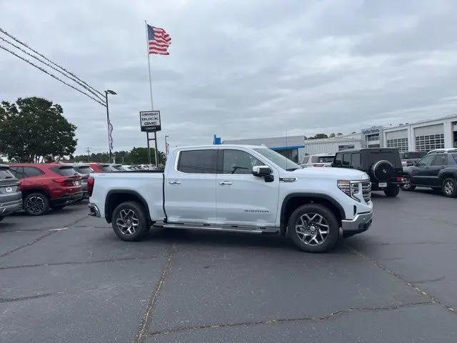 2026 GMC Sierra 1500 Crew Cab, Short Bed, SLT, 4WD