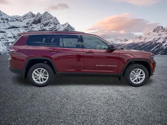 2026 Jeep Grand Cherokee L Laredo 4x4