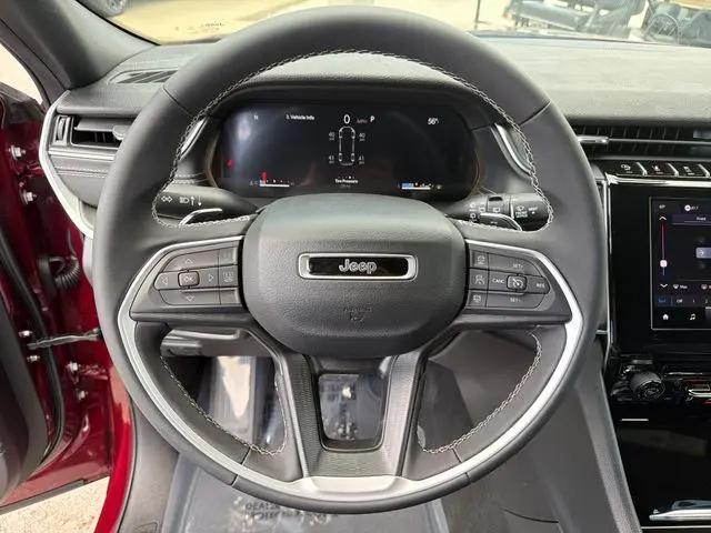 2026 Jeep Grand Cherokee L Laredo 4x4