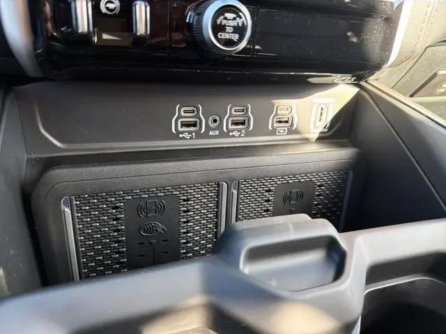 2026 Ram 1500 Tungsten Crew Cab 4x4 5'7" Box