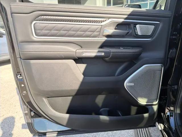 2026 Ram 1500 Tungsten Crew Cab 4x4 5'7" Box
