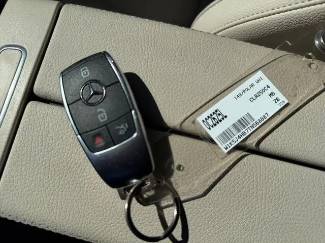 2026 Mercedes-Benz CLA 250 4MATIC