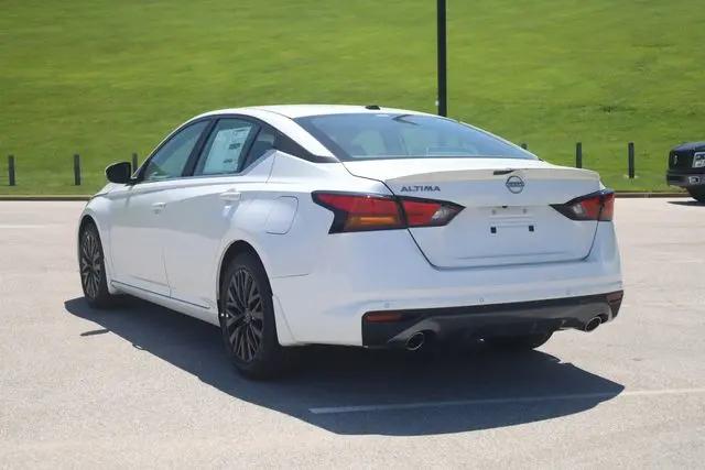 2026 Nissan Altima SV FWD