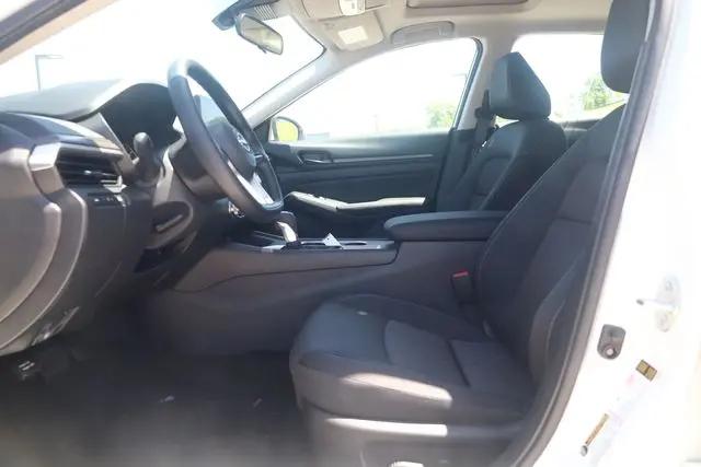 2026 Nissan Altima SV FWD