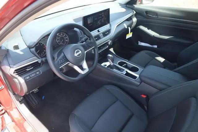 2026 Nissan Altima SV FWD