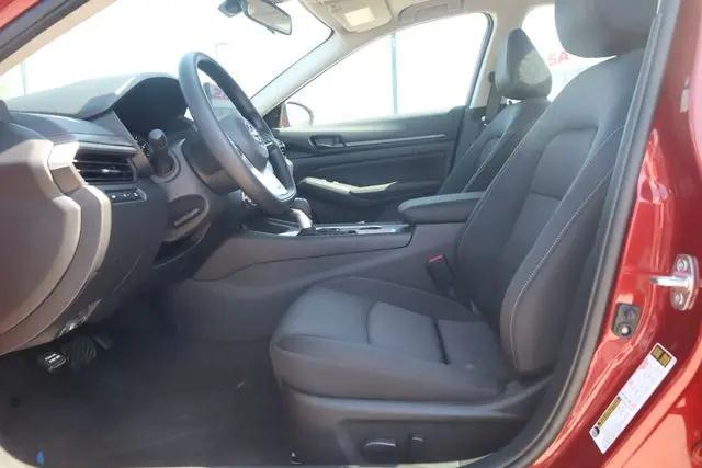 2026 Nissan Altima SV FWD