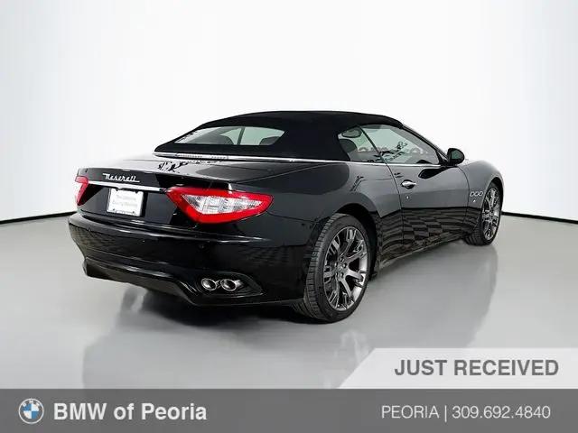 2013 Maserati GranTurismo Standard