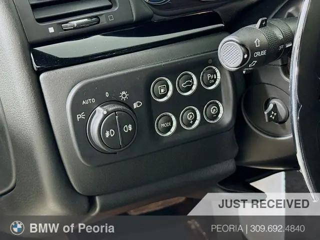 2013 Maserati GranTurismo Standard