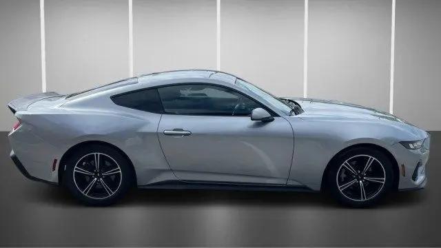 2024 Ford Mustang EcoBoost Fastback