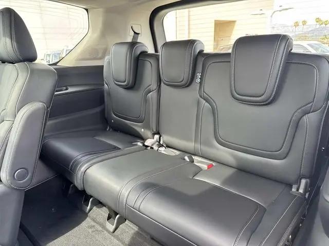 2026 INFINITI QX80 PURE