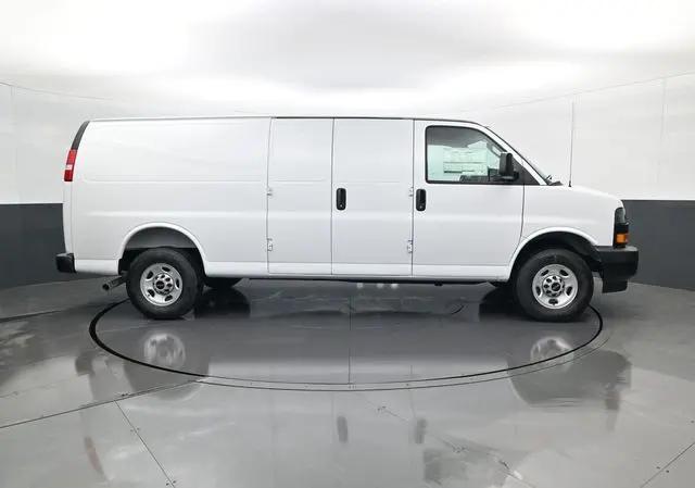 2026 GMC Savana Cargo 3500 Extended Wheelbase, Work Van, RWD