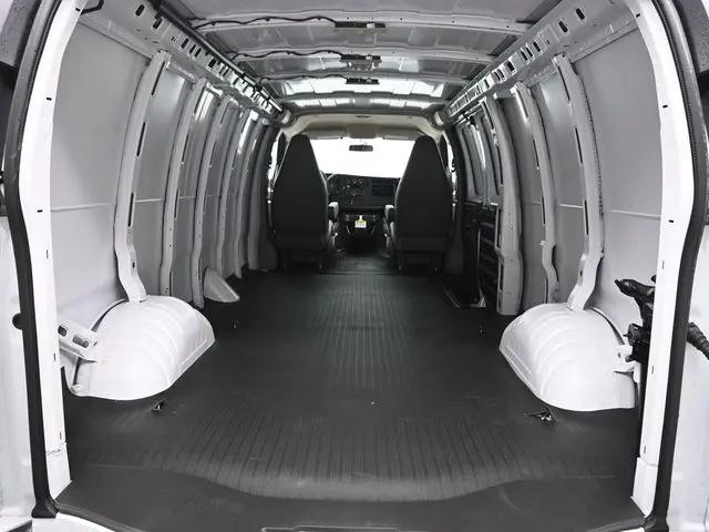 2026 GMC Savana Cargo 3500 Extended Wheelbase, Work Van, RWD