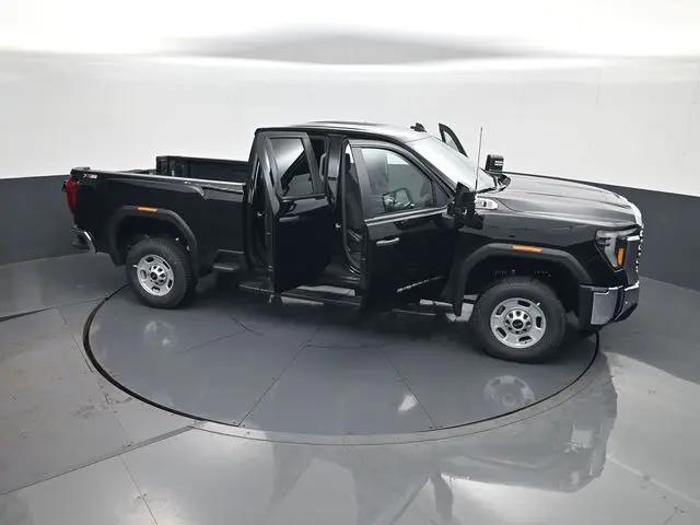 2026 GMC Sierra 2500HD Double Cab, Standard Bed, Pro, RWD