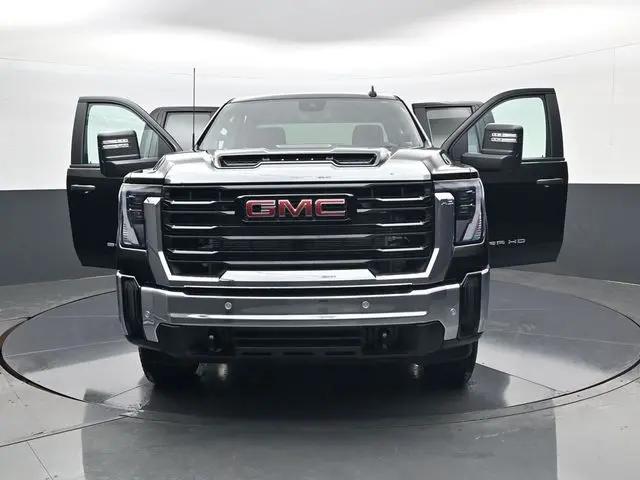2026 GMC Sierra 2500HD Double Cab, Standard Bed, Pro, RWD