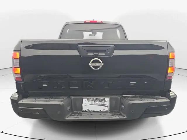 2025 Nissan Frontier Crew Cab SV 4x2
