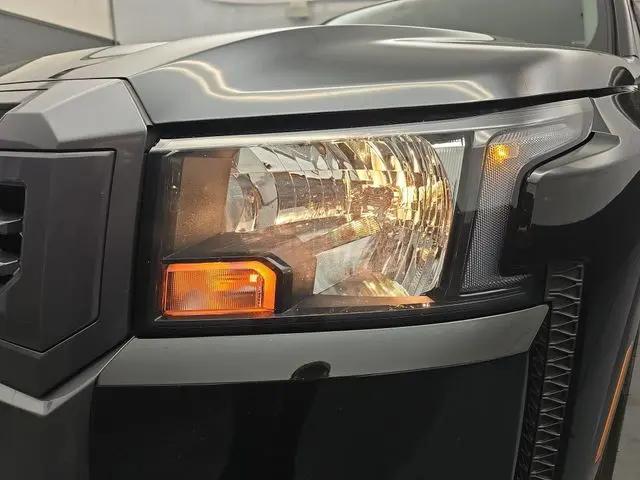 2025 Nissan Frontier Crew Cab SV 4x2