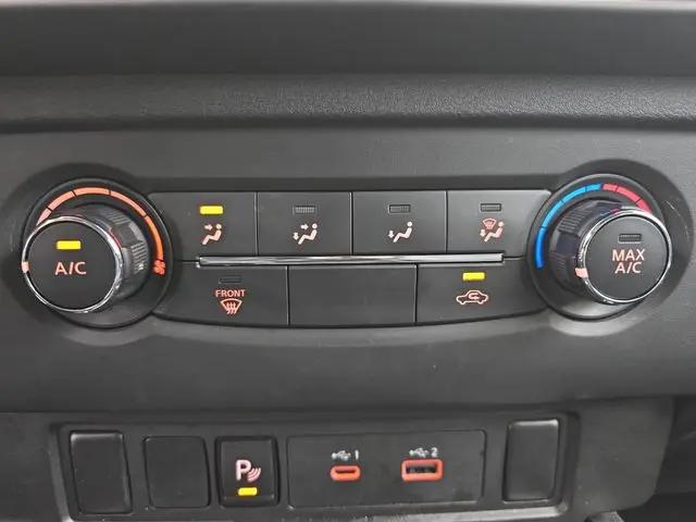 2025 Nissan Frontier Crew Cab SV 4x2
