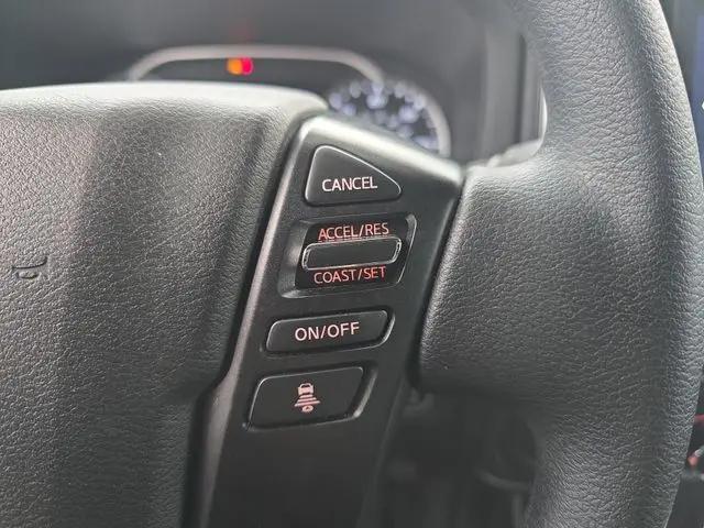2025 Nissan Frontier Crew Cab SV 4x2