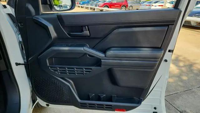 2024 Toyota Tacoma SR