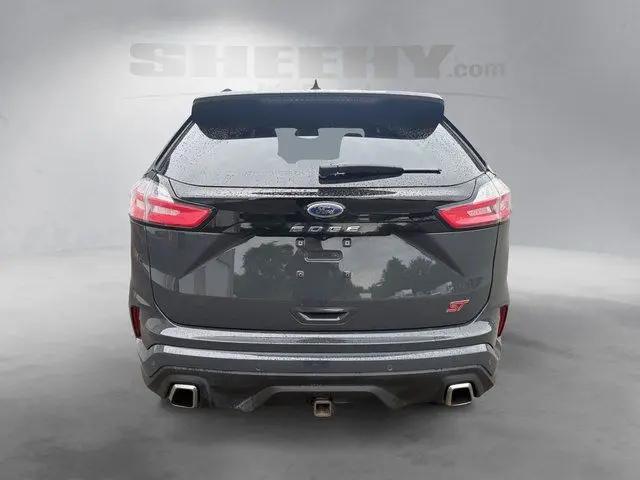 2021 Ford Edge ST