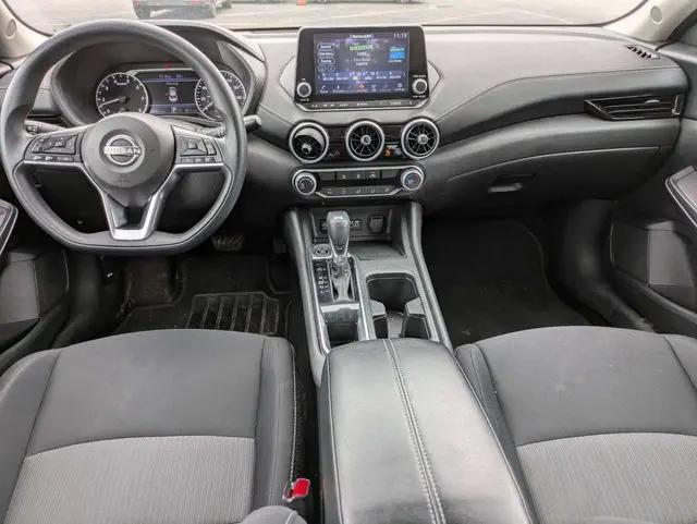 2024 Nissan Sentra SV Xtronic CVT