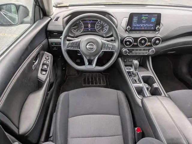 2024 Nissan Sentra SV Xtronic CVT