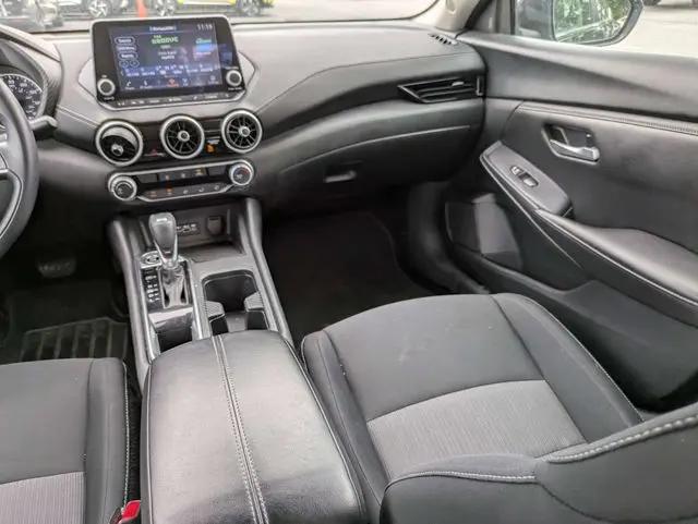 2024 Nissan Sentra SV Xtronic CVT