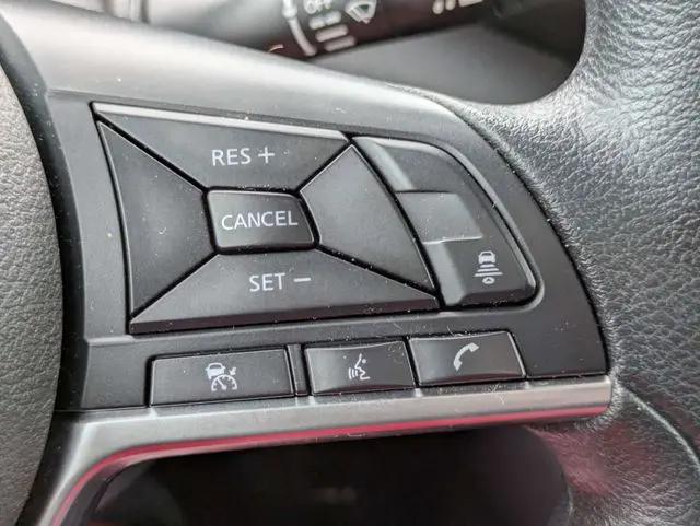2024 Nissan Sentra SV Xtronic CVT