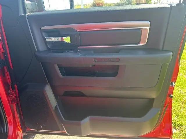 2022 Ram 1500 Classic Warlock Crew Cab 4x4 5'7" Box