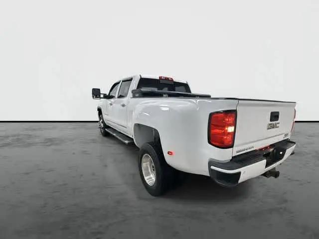 2015 GMC Sierra 3500HD Denali