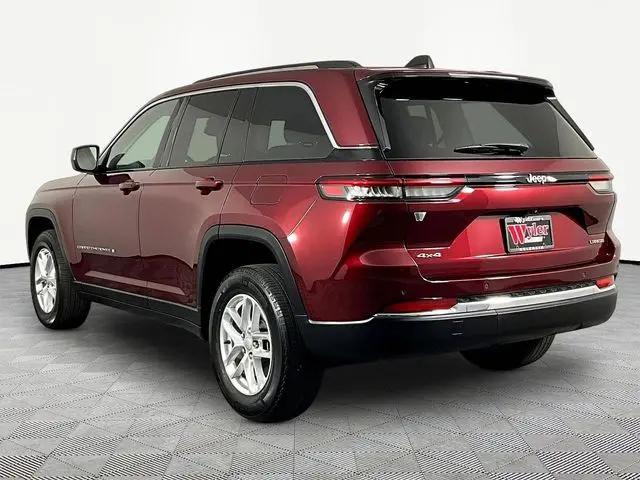 2023 Jeep Grand Cherokee Laredo 4x4
