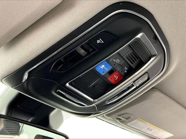 2023 Jeep Grand Cherokee Laredo 4x4