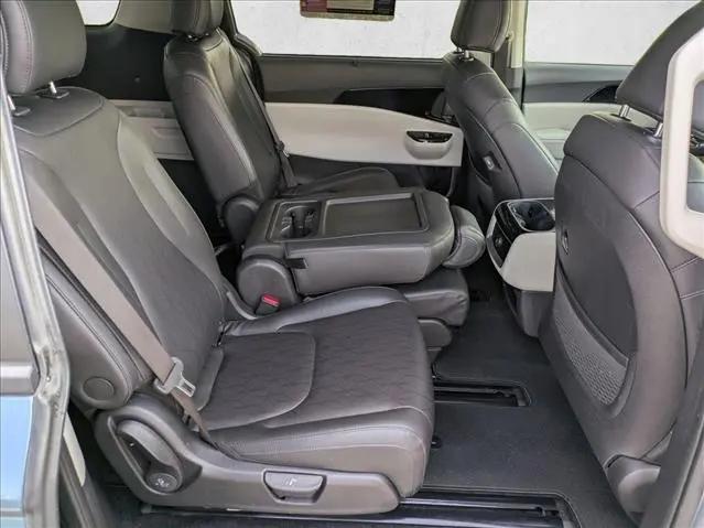 2024 Kia Carnival MPV EX