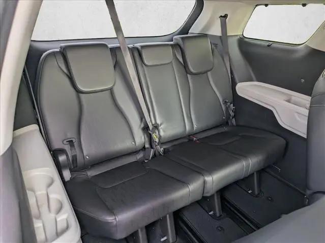 2024 Kia Carnival MPV EX