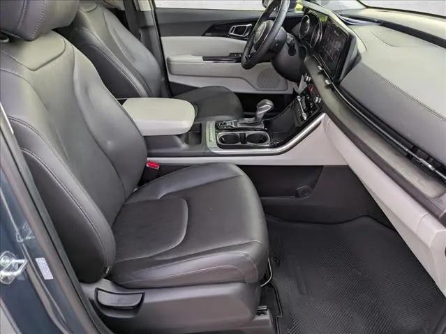 2024 Kia Carnival MPV EX
