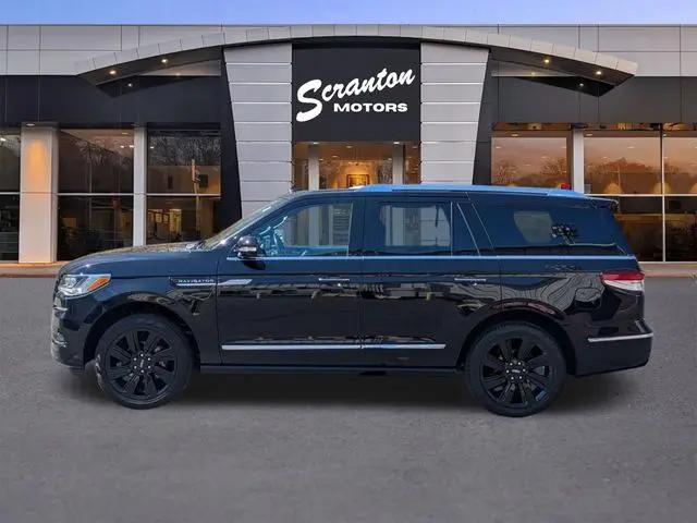2023 Lincoln Navigator Reserve