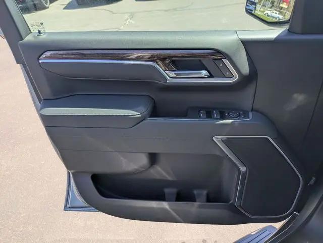 2026 GMC Sierra 1500 Double Cab, Standard Bed, Elevation, 4WD