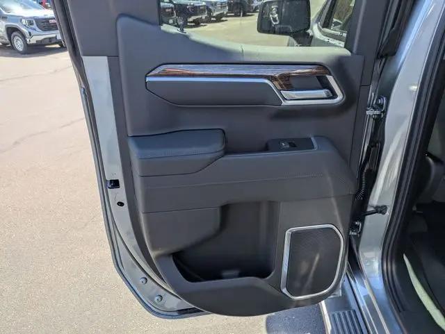 2026 GMC Sierra 1500 Double Cab, Standard Bed, Elevation, 4WD
