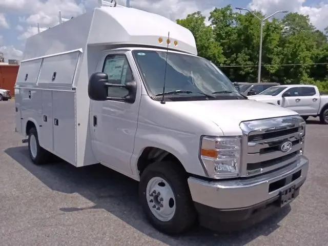 2026 Ford E-350 Cutaway E-Series Cutaway for sale in Ft Payne, AL