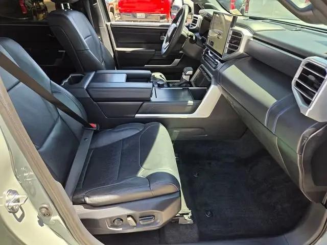 2025 Toyota Tundra Platinum