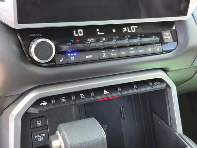 2025 Toyota Tundra Platinum