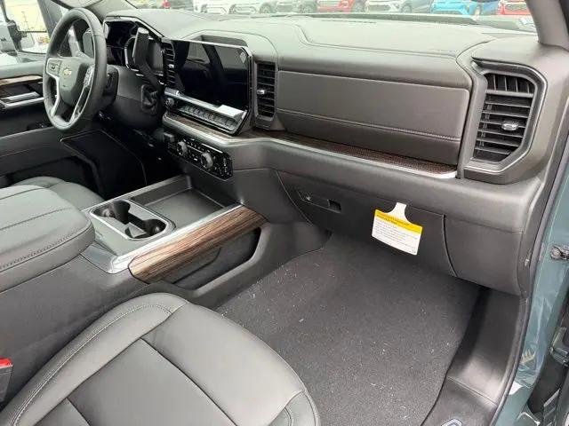 2026 Chevrolet Silverado 2500HD Crew Cab, Standard Bed, LT, 4WD