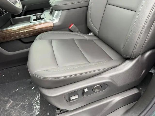 2026 Chevrolet Silverado 2500HD Crew Cab, Standard Bed, LT, 4WD